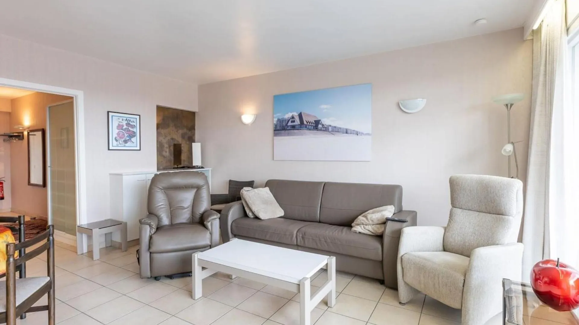 Cozy Apartment In Central Location Middelkerke Belgium