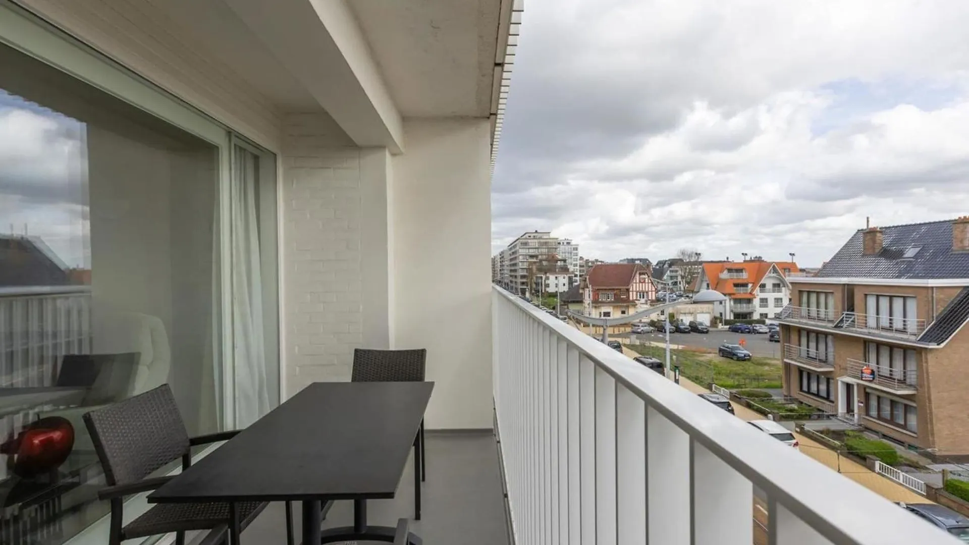 Cozy Apartment In Central Location Middelkerke Belgium